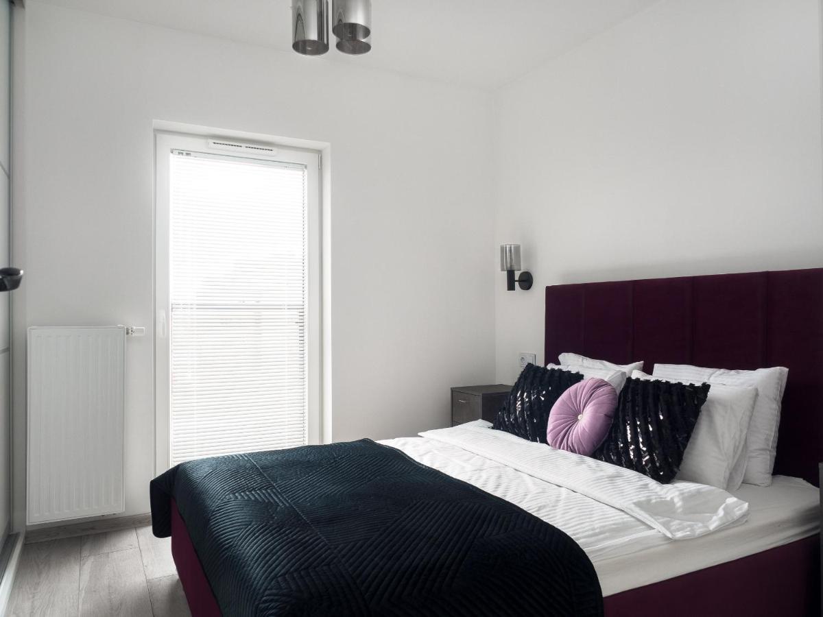 Szwedzka 22C Separate Bedroom Free Garage By Perfect Apart ワルシャワ エクステリア 写真