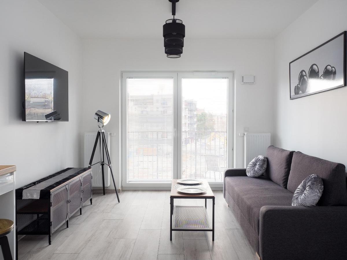 Szwedzka 22C Separate Bedroom Free Garage By Perfect Apart ワルシャワ エクステリア 写真